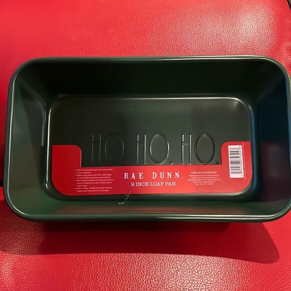 NWT Rae Dunn Christmas loaf pan - Picture 1 of 3